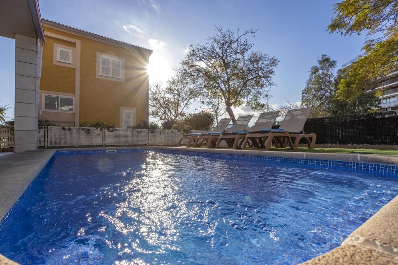 Beach House Alcudia Екстер'єр фото